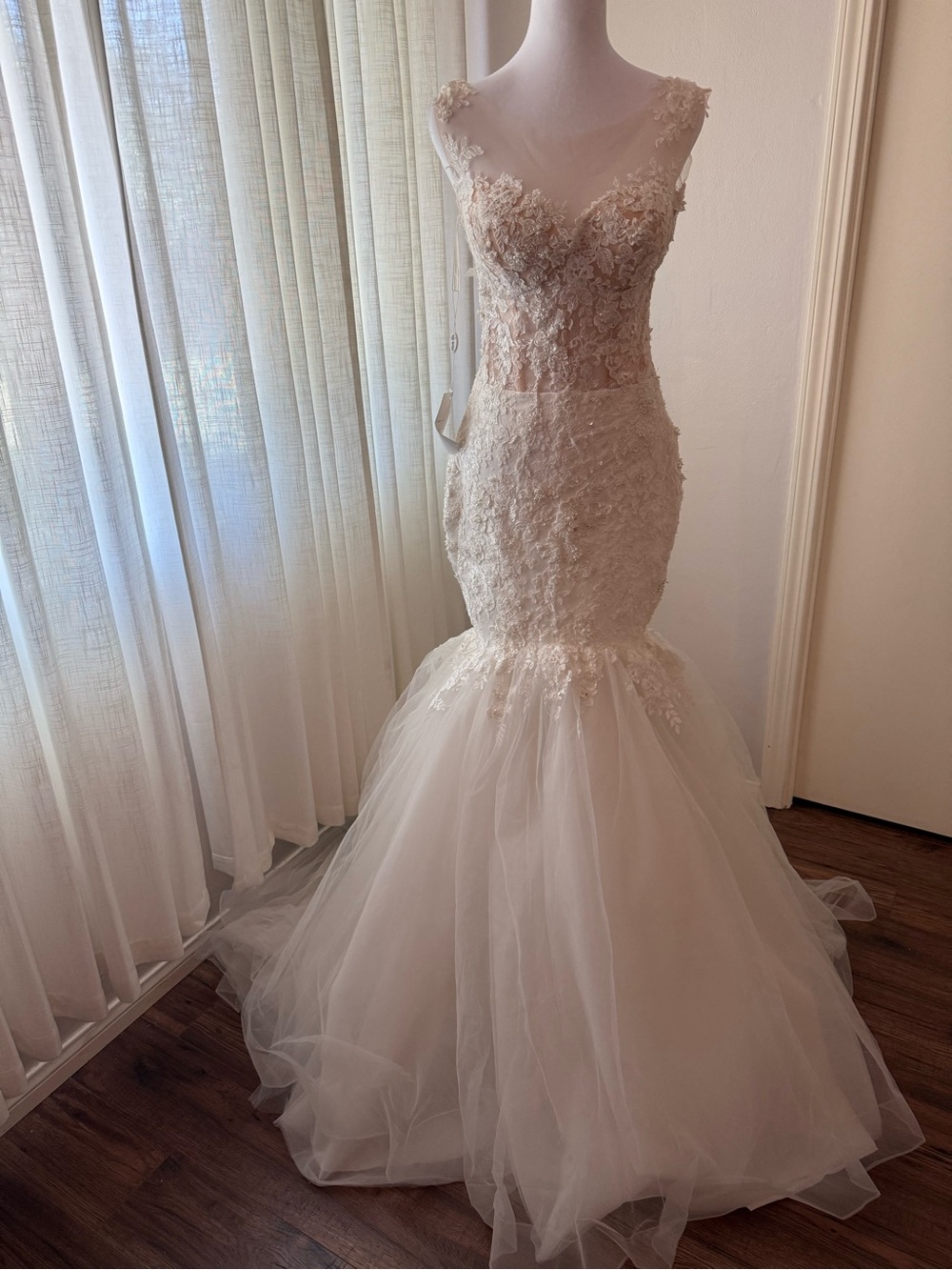 Elly Haute Couture "Bella" Size 10 Bridal Gown Designer Sample - IVORY